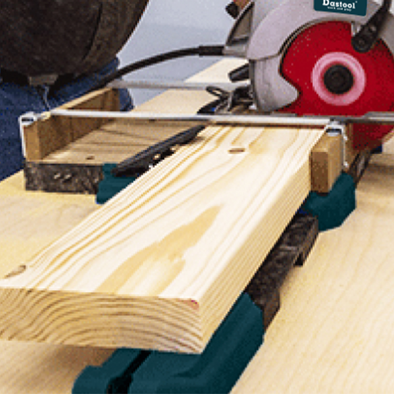 CS02-Crosscut station for circular saws